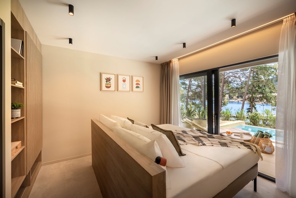 Valamar Amicor Green Resort 10/50