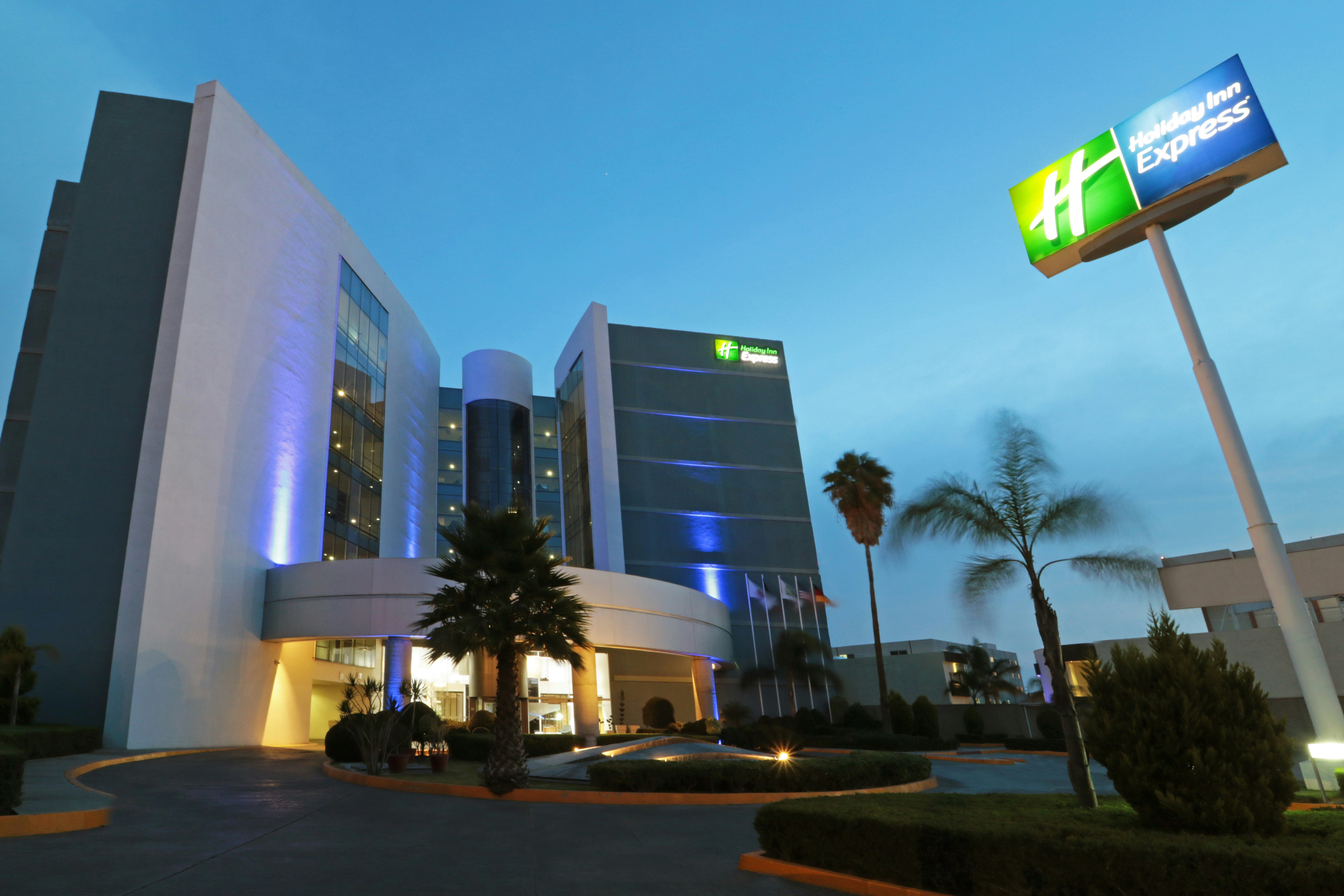 Holiday Inn Express San Luis Potosi 10/80