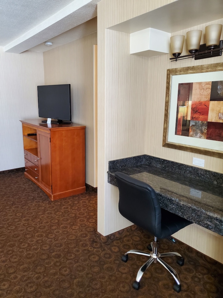 Royal Pacific Motor Inn 42/59