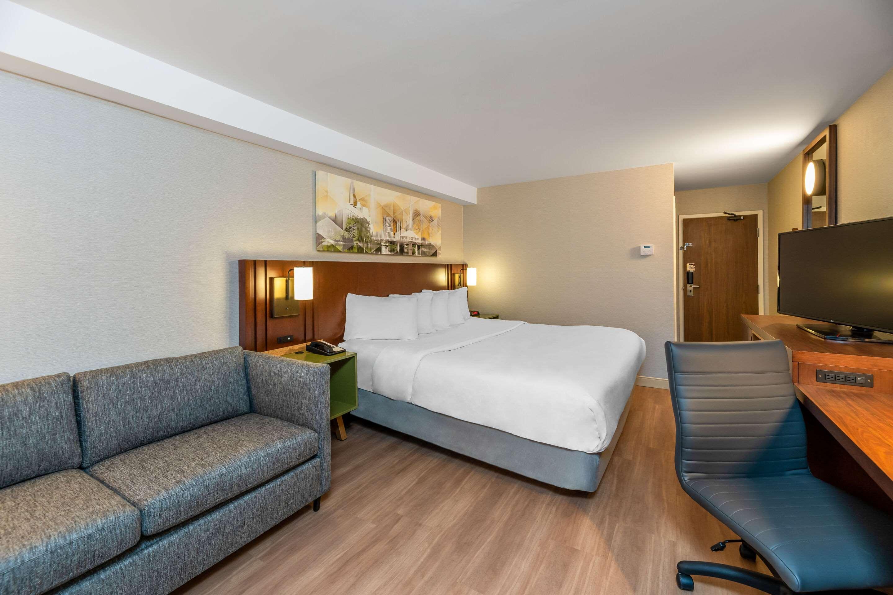 Room, Double Bed, Comfort Inn South Shore 4/5