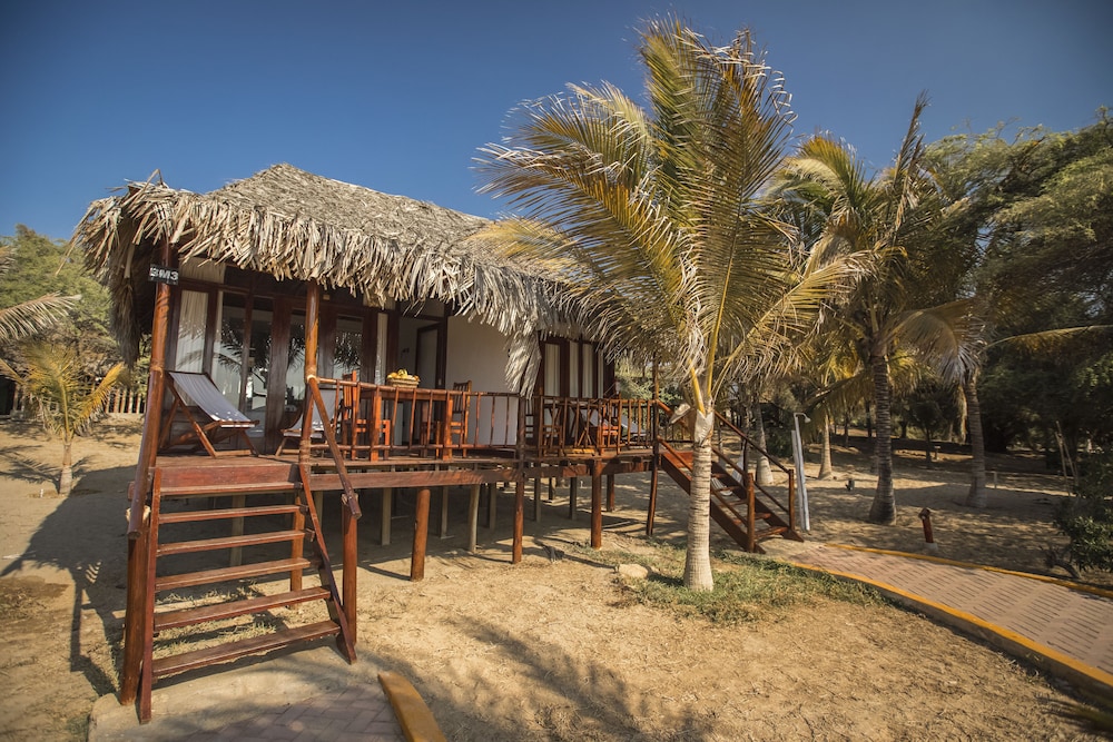 Vichayito Bungalows And Carpas 35/45