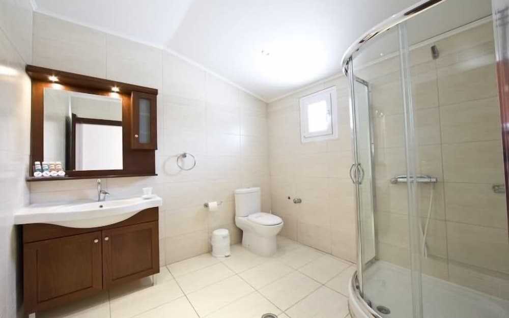 Kelyfos Hotel Bungalows and Suites 50/50