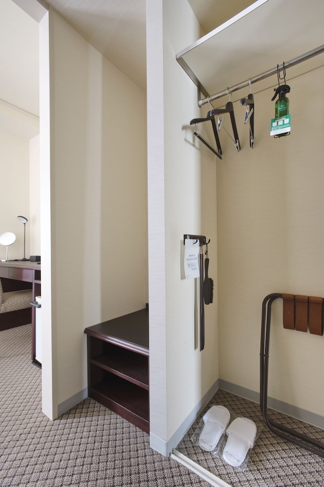 Takamatsu Park Hotel 42/44
