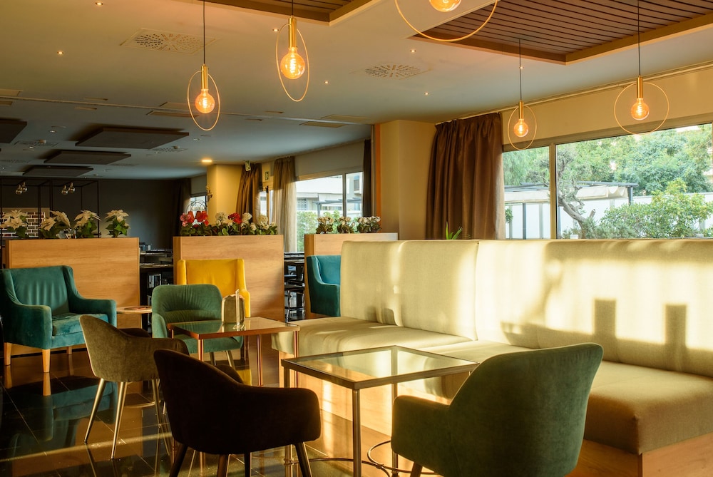 Eurohotel Diagonal Port Hotel 54/72