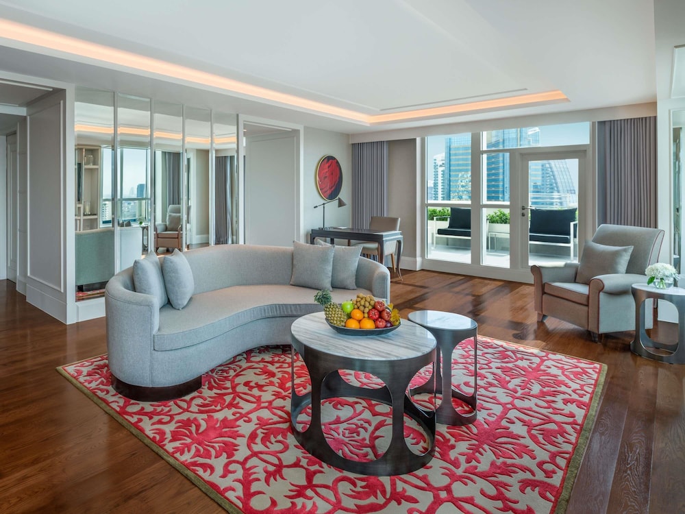 Sofitel Bangkok Sukhumvit Hotel 52/78