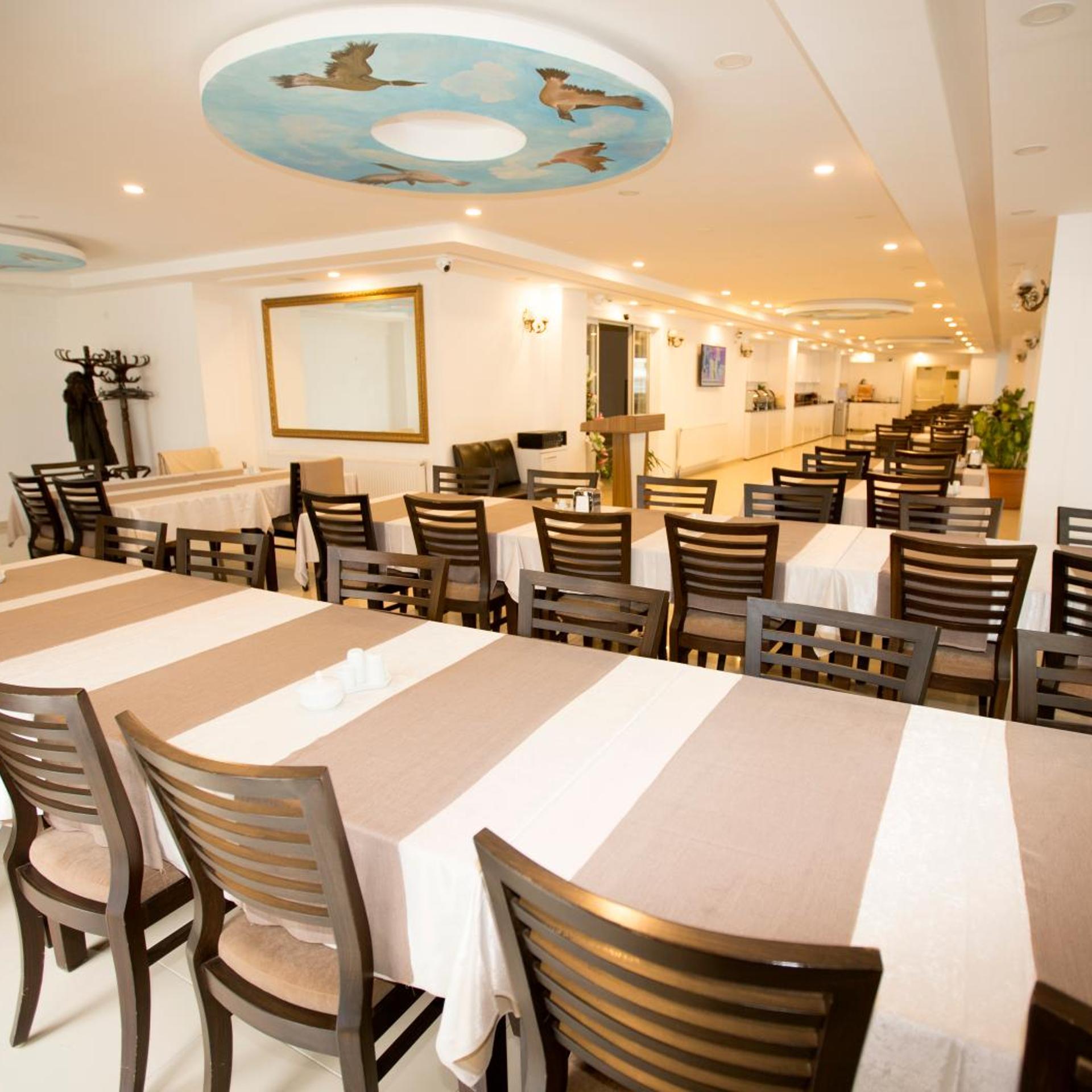 Resmina Otel Van 31/42