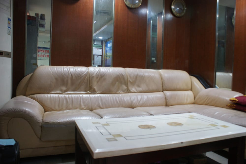 Echarm Hotel (Guangzhou Huashi Metro Station) 28/33