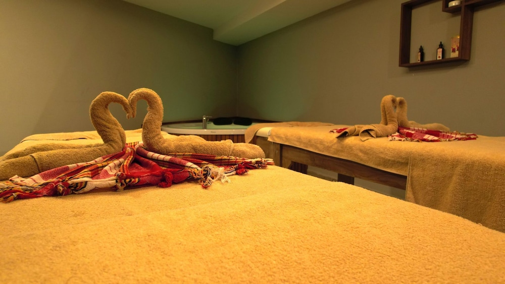 Atacity Hotel 38/39