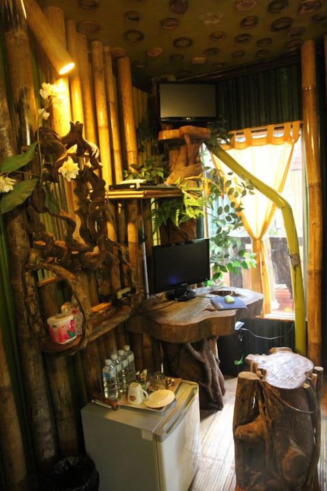Khao Sok Tree House 30/50