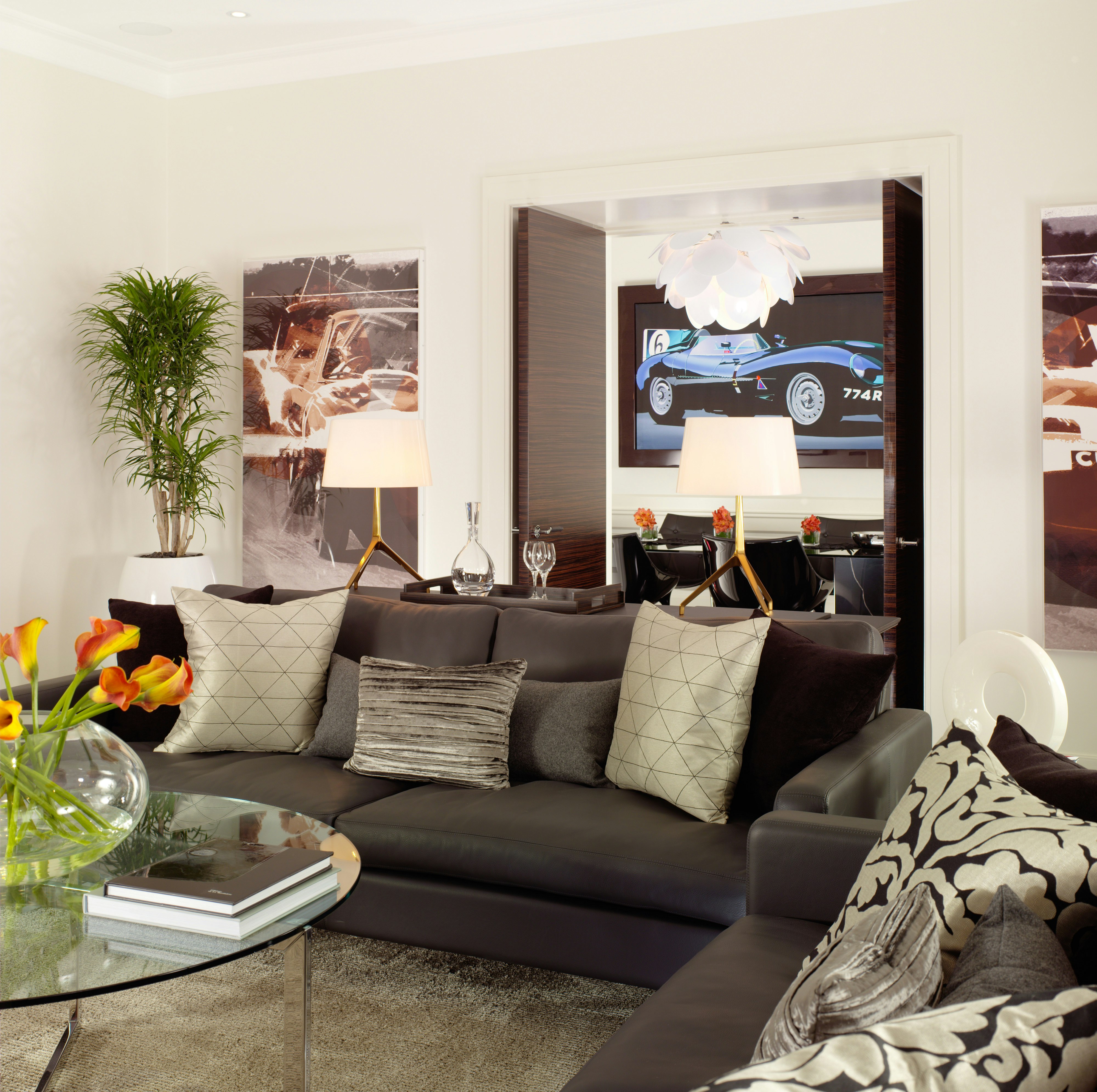 51 Buckingham Gatetaj Suites Residences 60/83