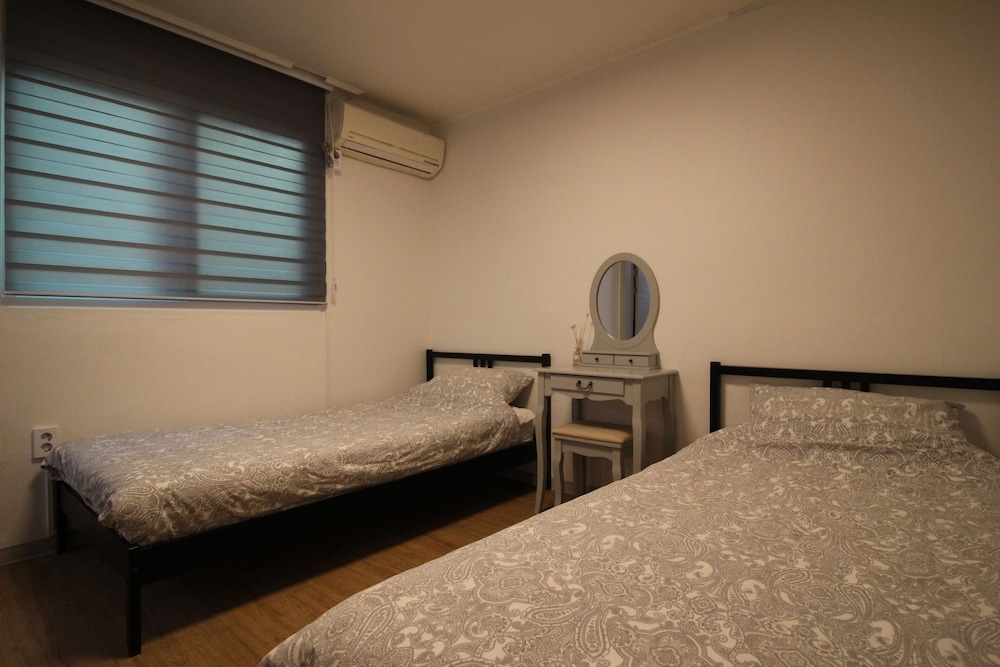Bunk Guest House - Hostel 38/72