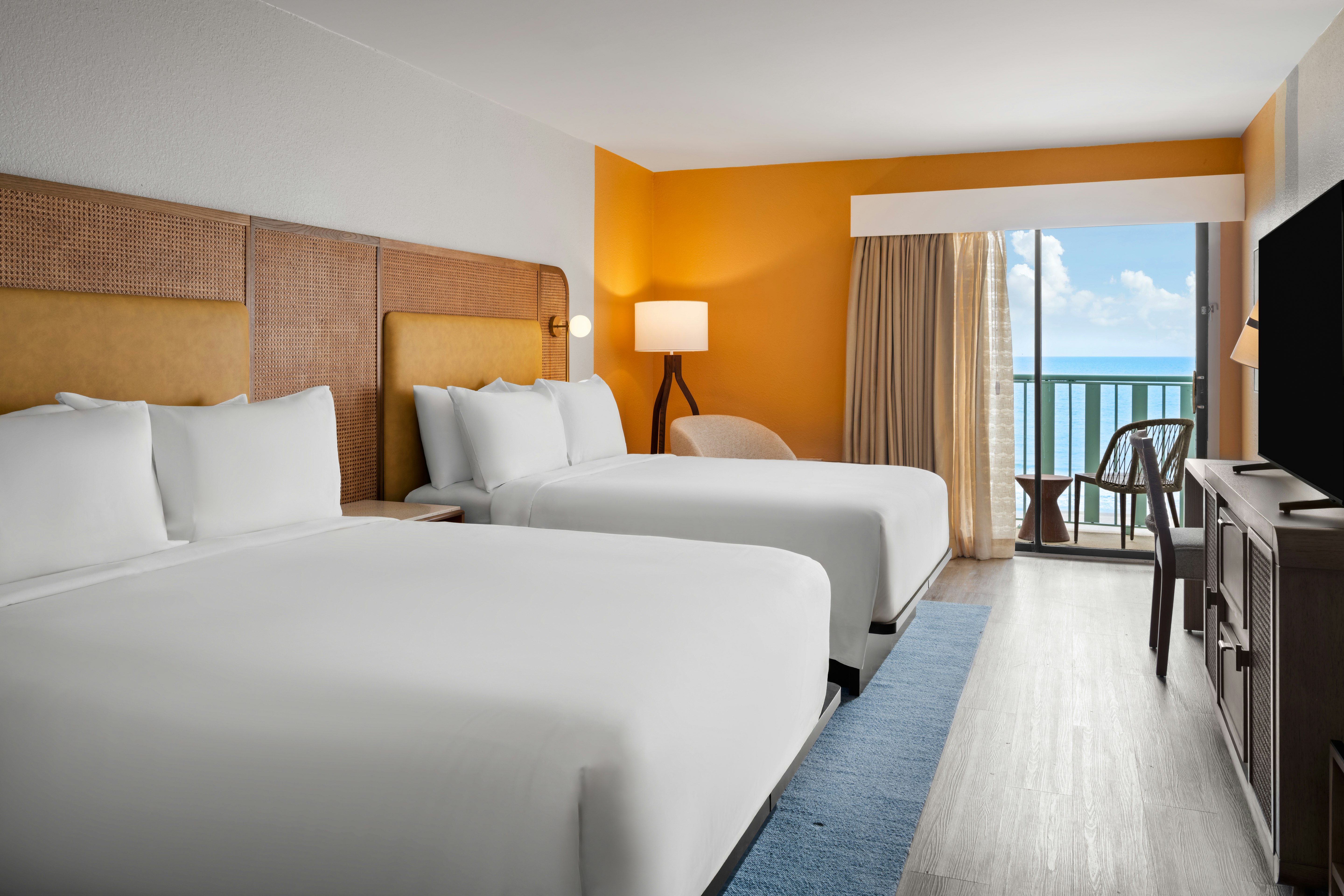 Standard, 2 Queen Beds, Ocean Front