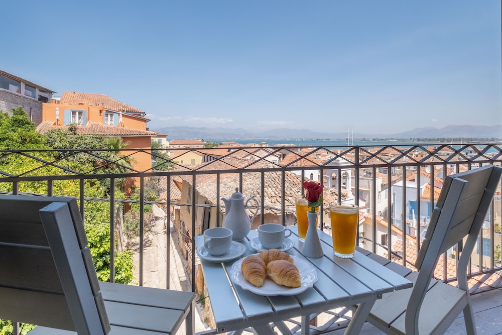 Grand Sarai Nafplio 40/75