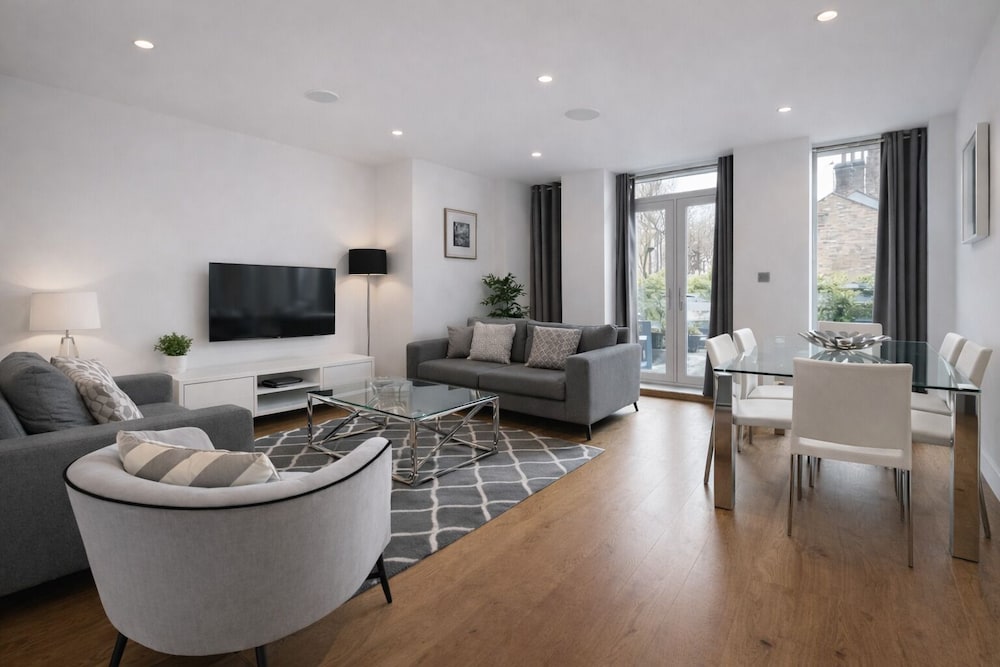 Roomspace Apartments -Walpole Court 30/50