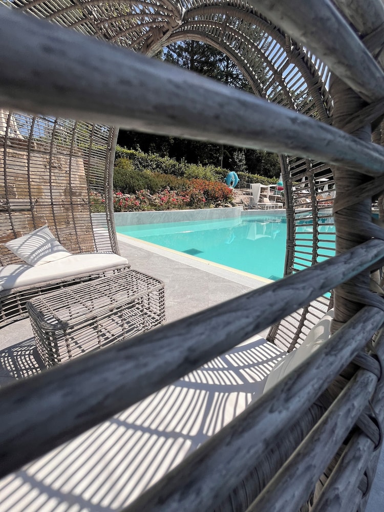 Fantastic Garden Hotel 24/50