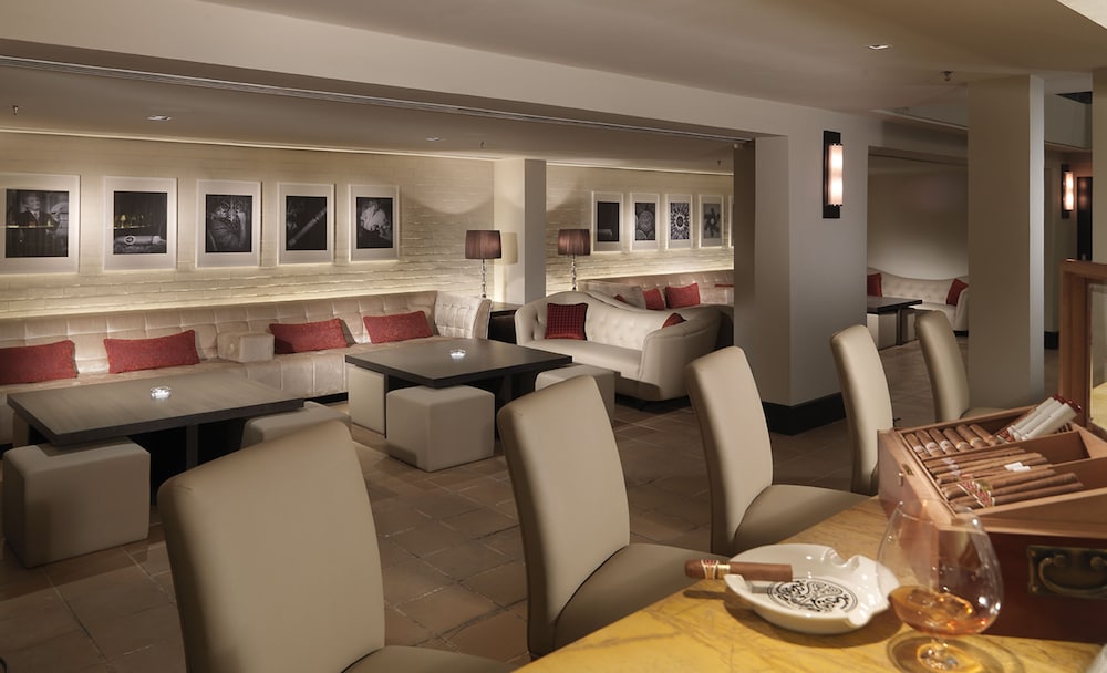 Micasa All Suite Hotel 17/44