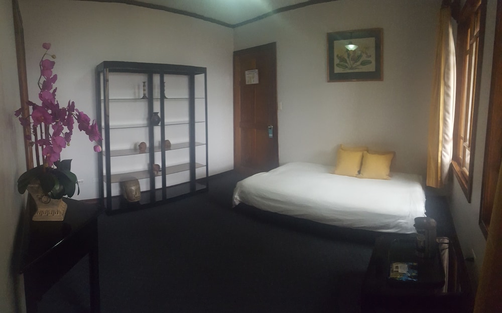 Fleur De Lys Hotel 22/61