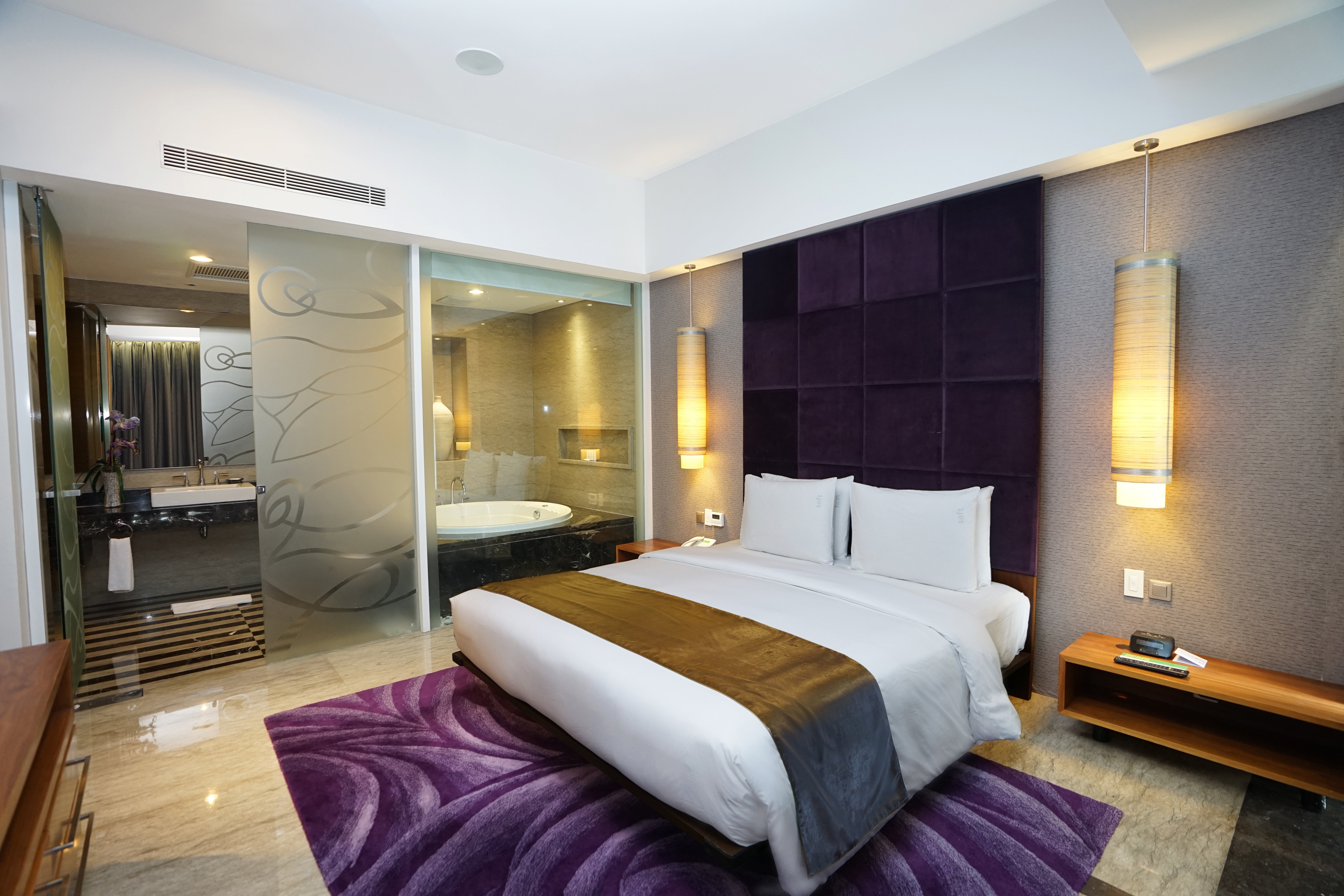 Holiday Inn Pasteur 20/50
