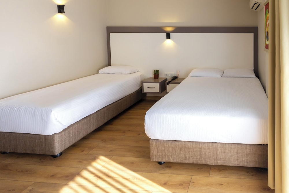 Mene City Hotel 25/70