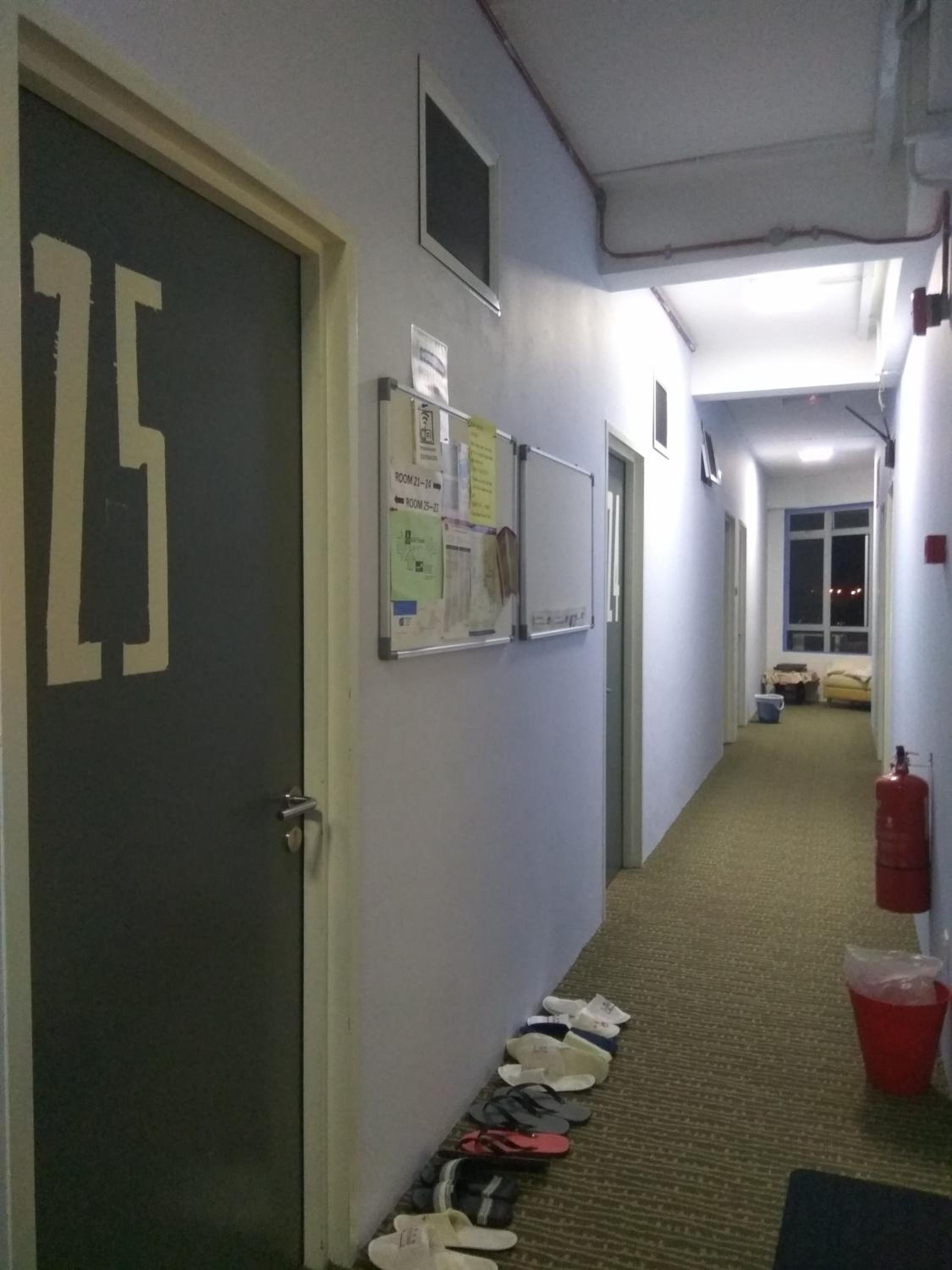 Moon Eleven Hostel 15/38