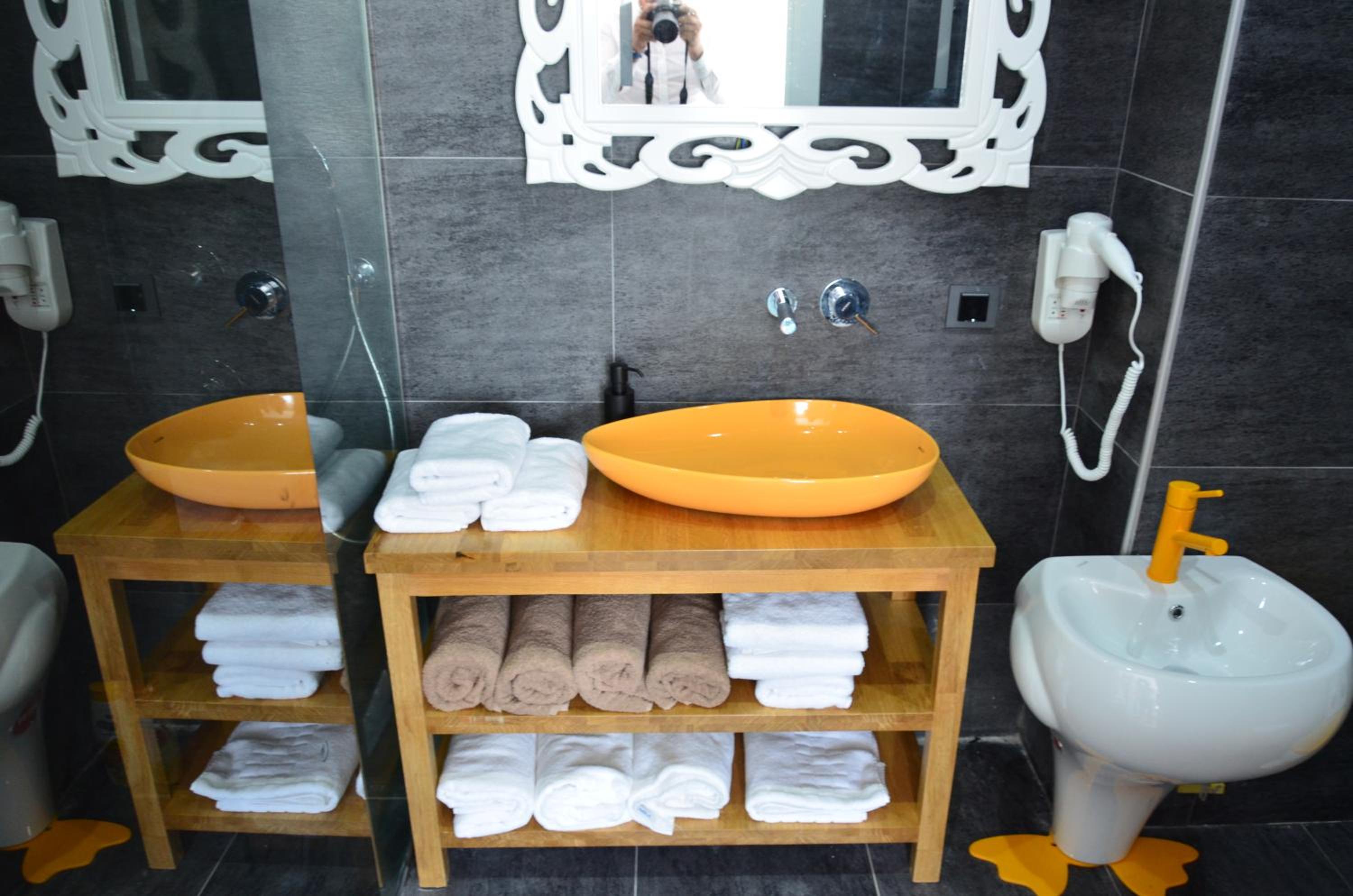 جناح عائلي بشرفة، Ferush Otel 10/10