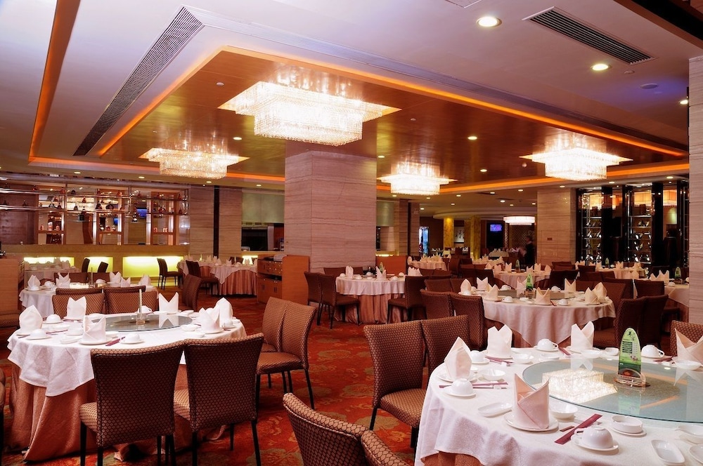 Eurasia International Hotel 31/42