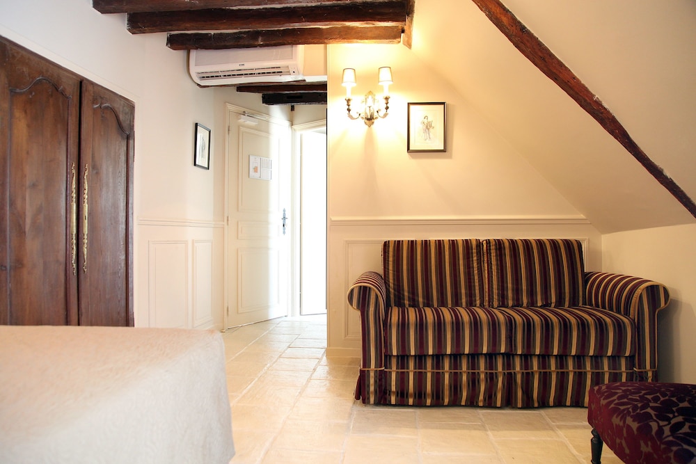 Hotel Saint Louis En L Isle 27/64