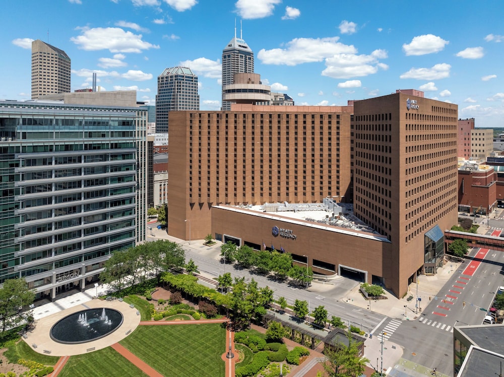 Hyatt Regency Indianapolis 6/69