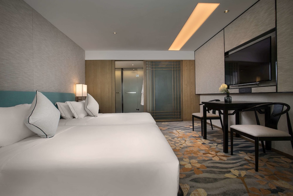 Ramada Zhenjiang City Center 8/15