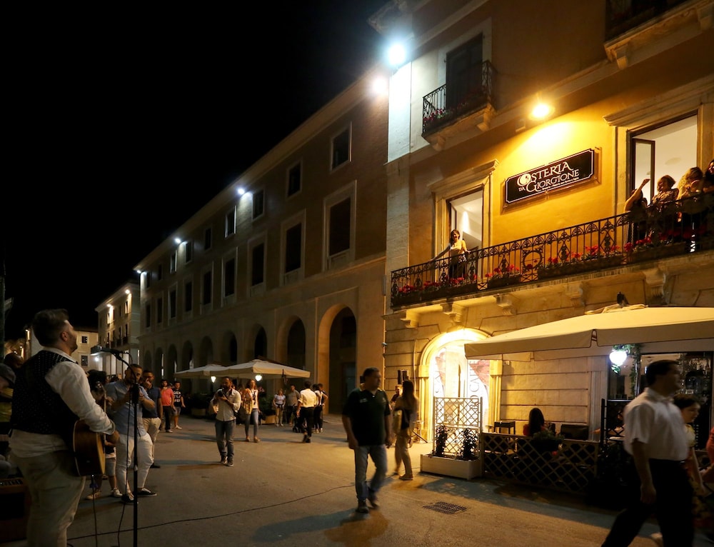 Hotel Centrale L Aquila 25/36