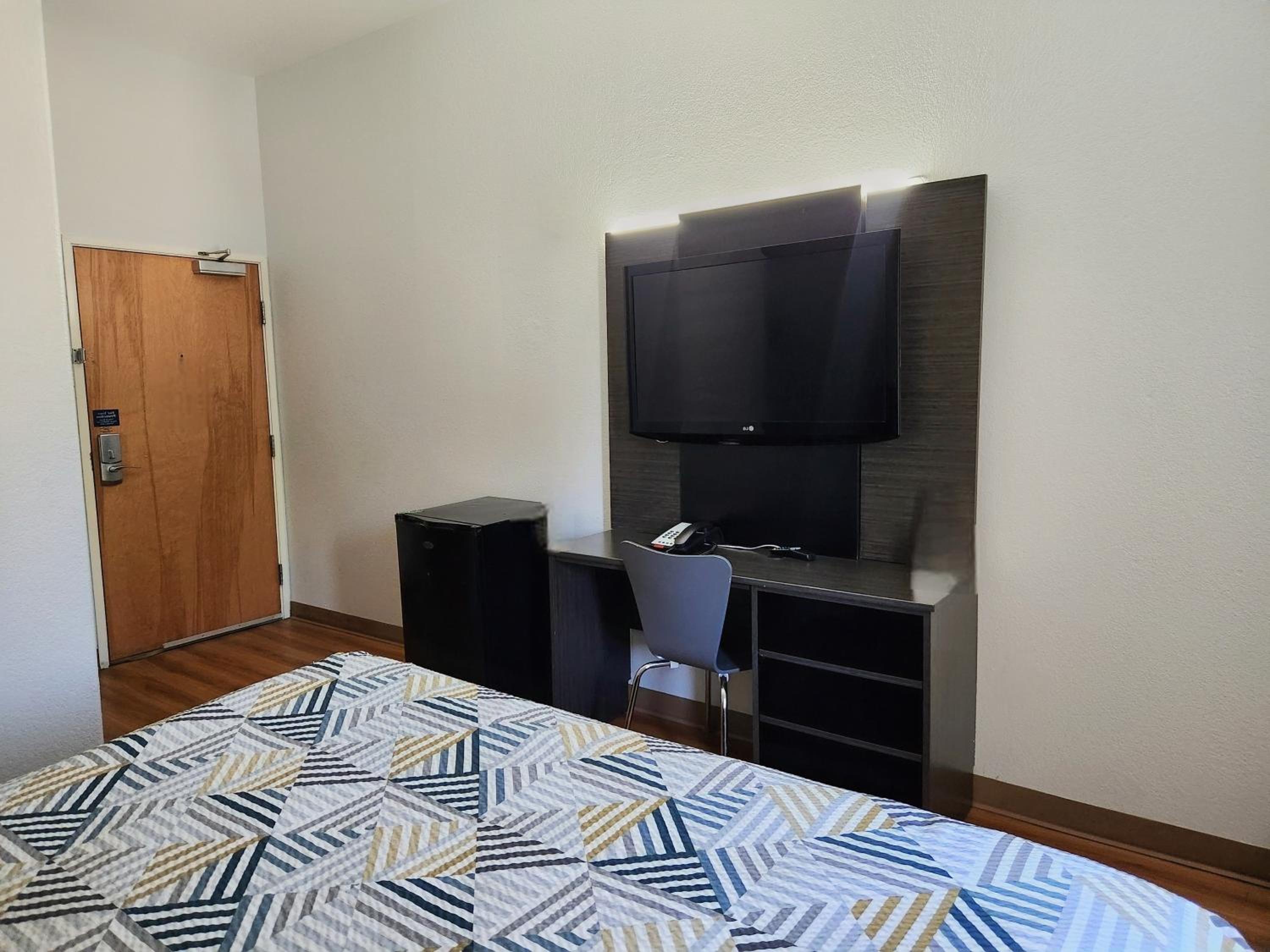 Baymont by Wyndham San Antonio Airport 41/44