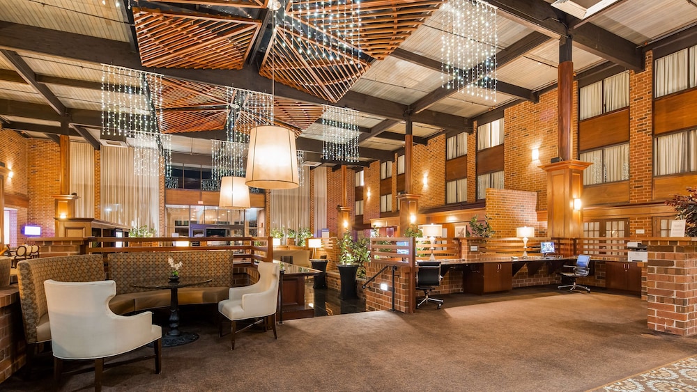 Best Western Premier The Central Hotel & Conference Center 40/48