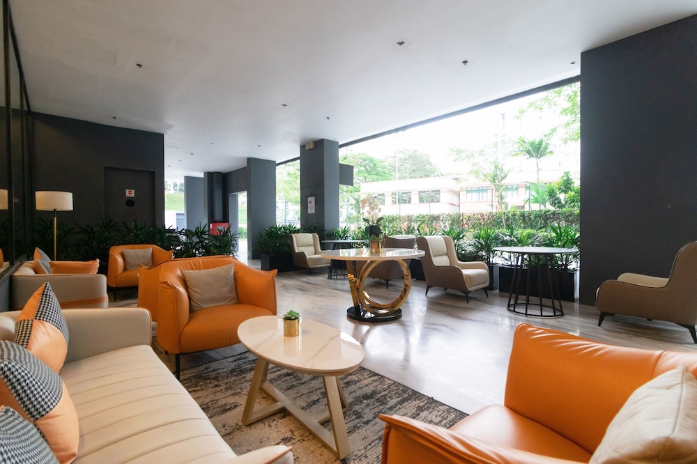 Louis Kienne Serviced Residences 48/65