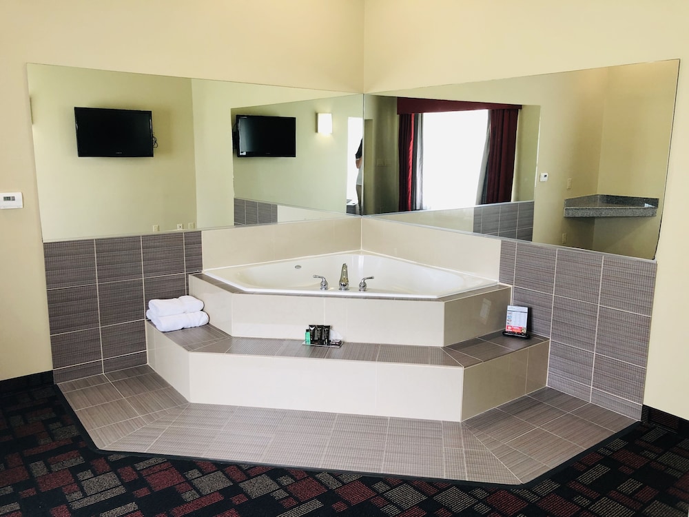 Wingate By Wyndham Lake Charles Casino Area 40/44