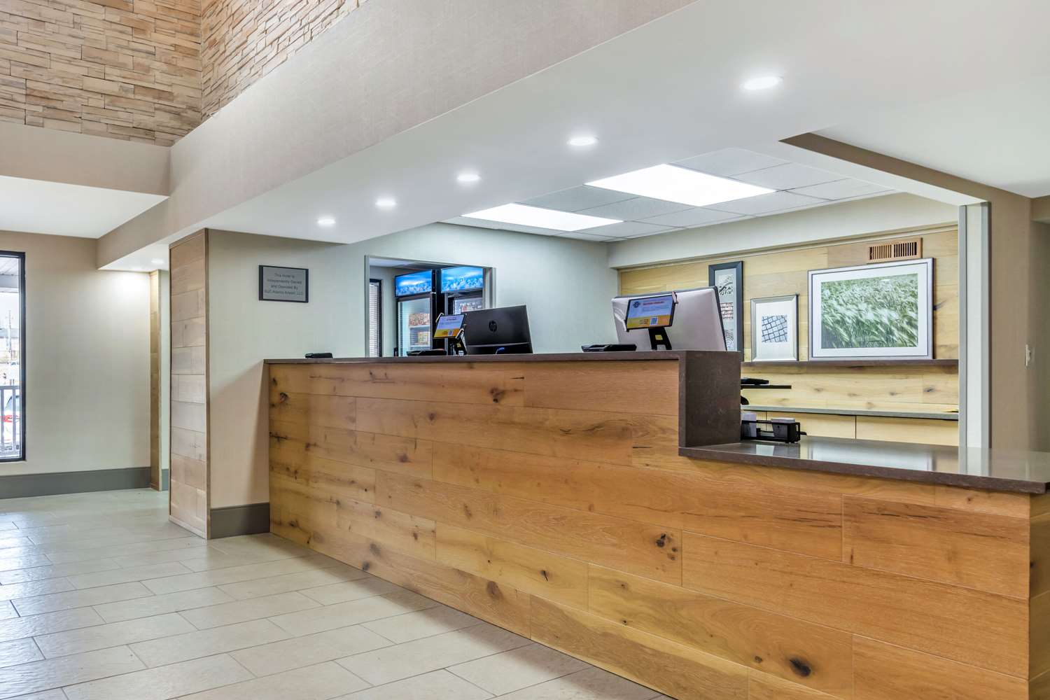 Country Inn and Suites By Radisson Atlanta Airport South GA 5/43