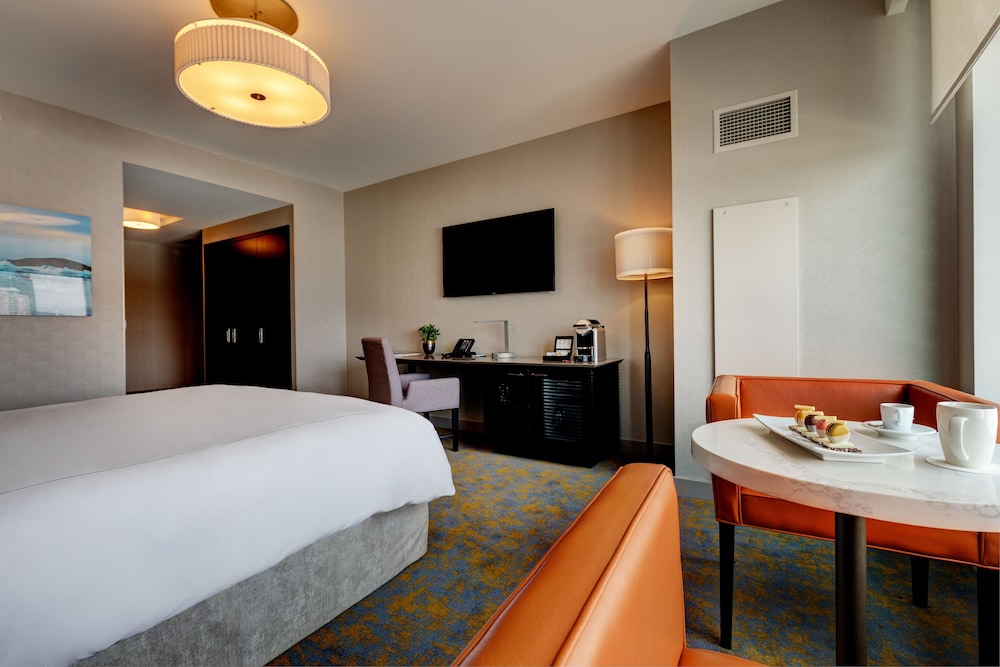 Hotel X Toronto by Library Hotel Collection 25/63