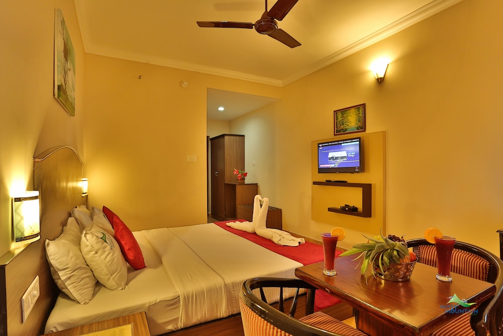MISTY MOUNTAIN RESORT 32/64