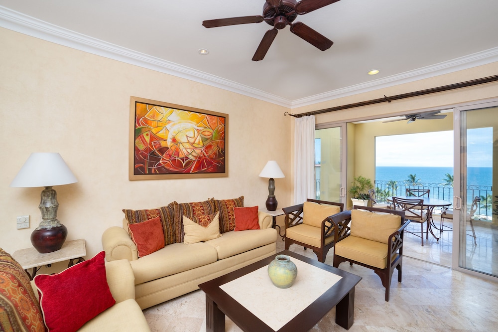 Villa La Estancia Beach Resort and Spa 26/50