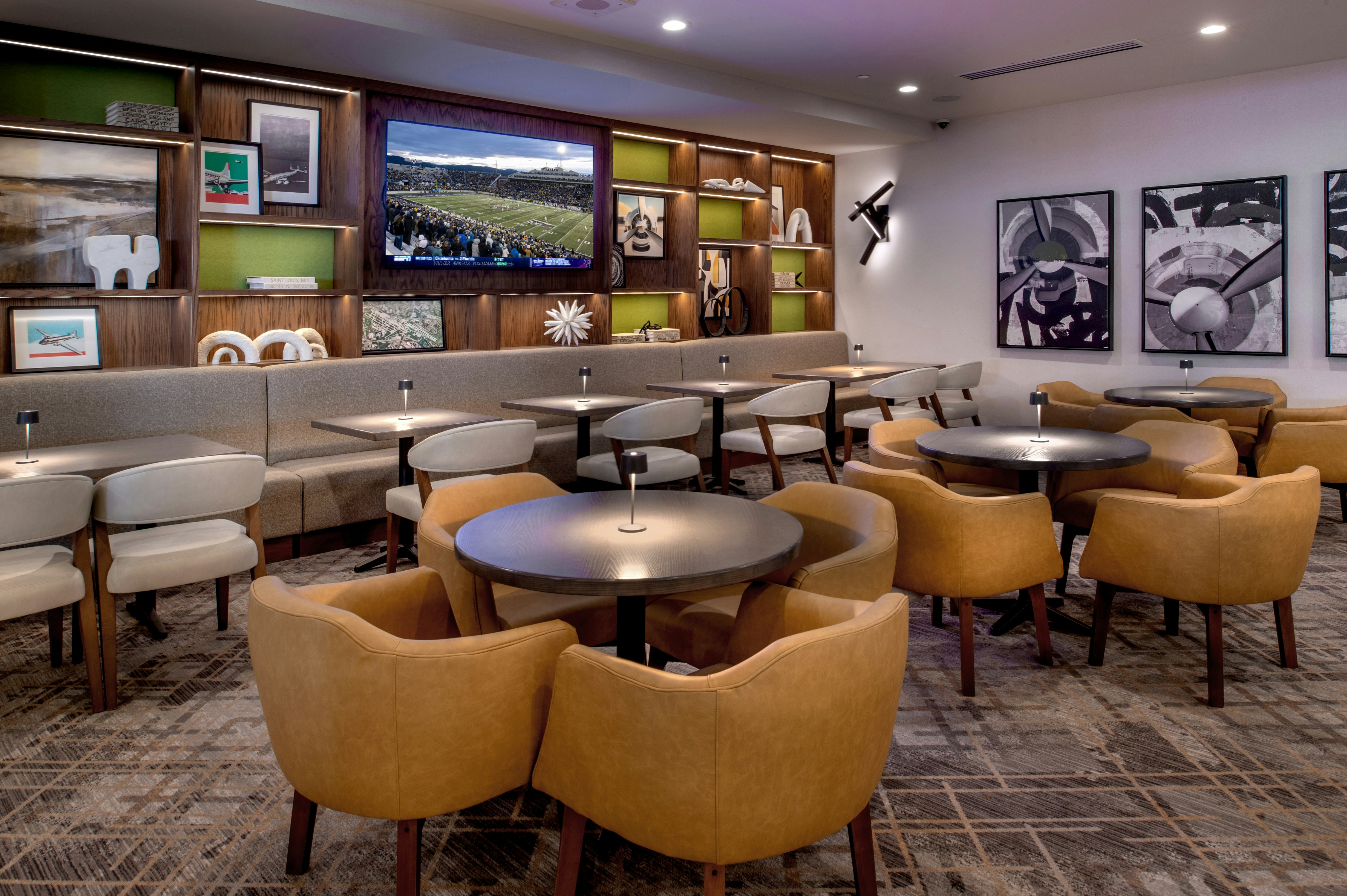 Hilton St. Louis Airport 49/58