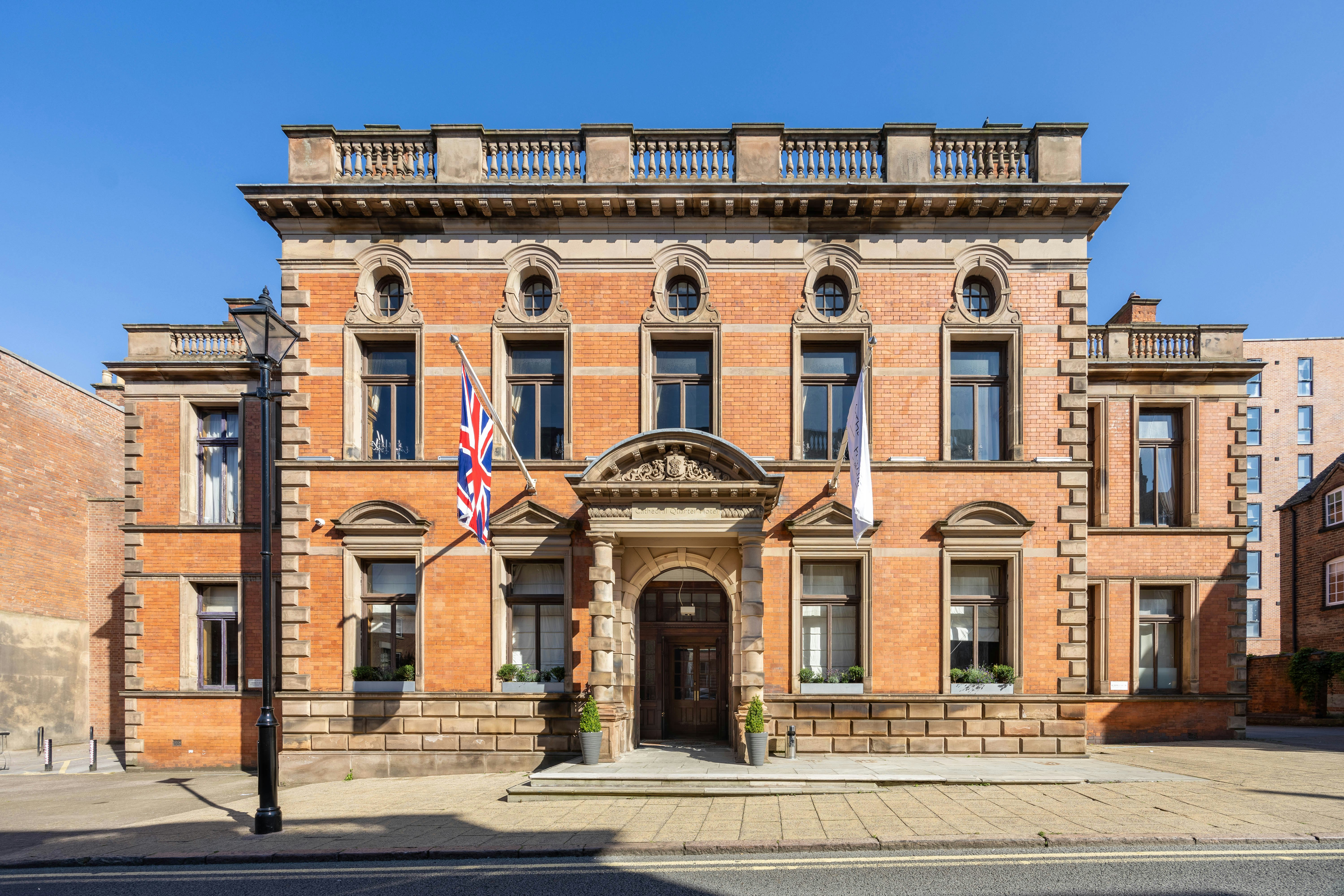 Cathedral Quarter Hotel 2/50