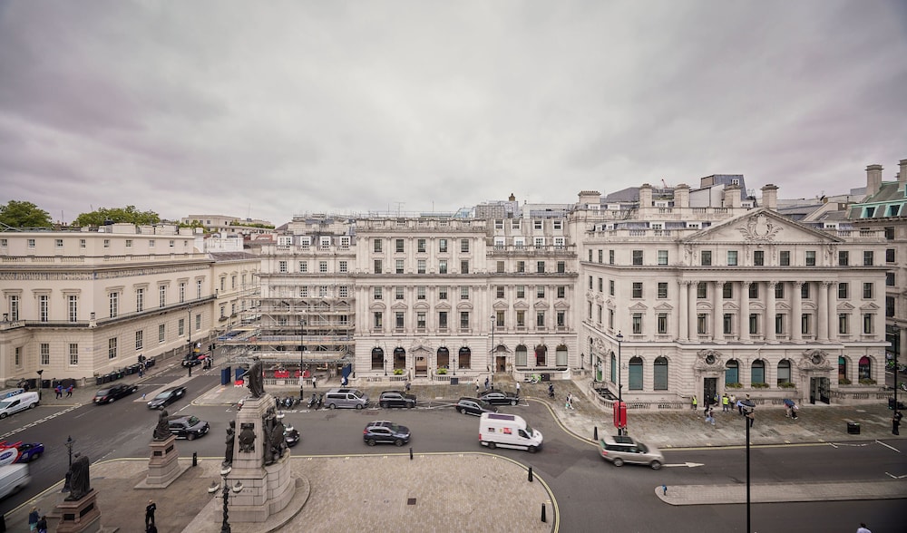 Sofitel London St James 62/70