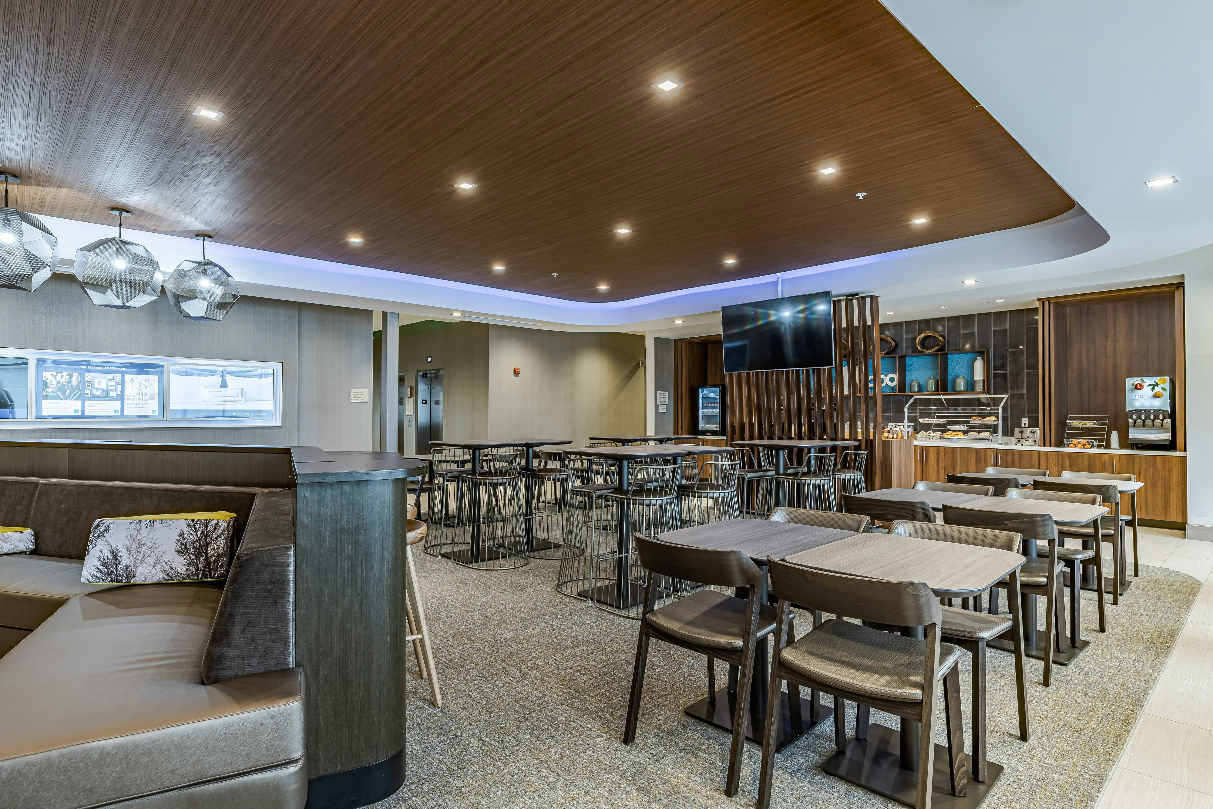 SpringHill Suites by Marriott Fort Wayne North 10/13