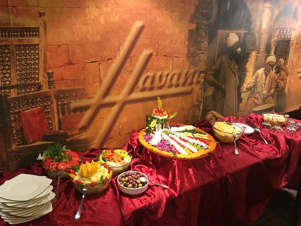 restaurant-cafeteria