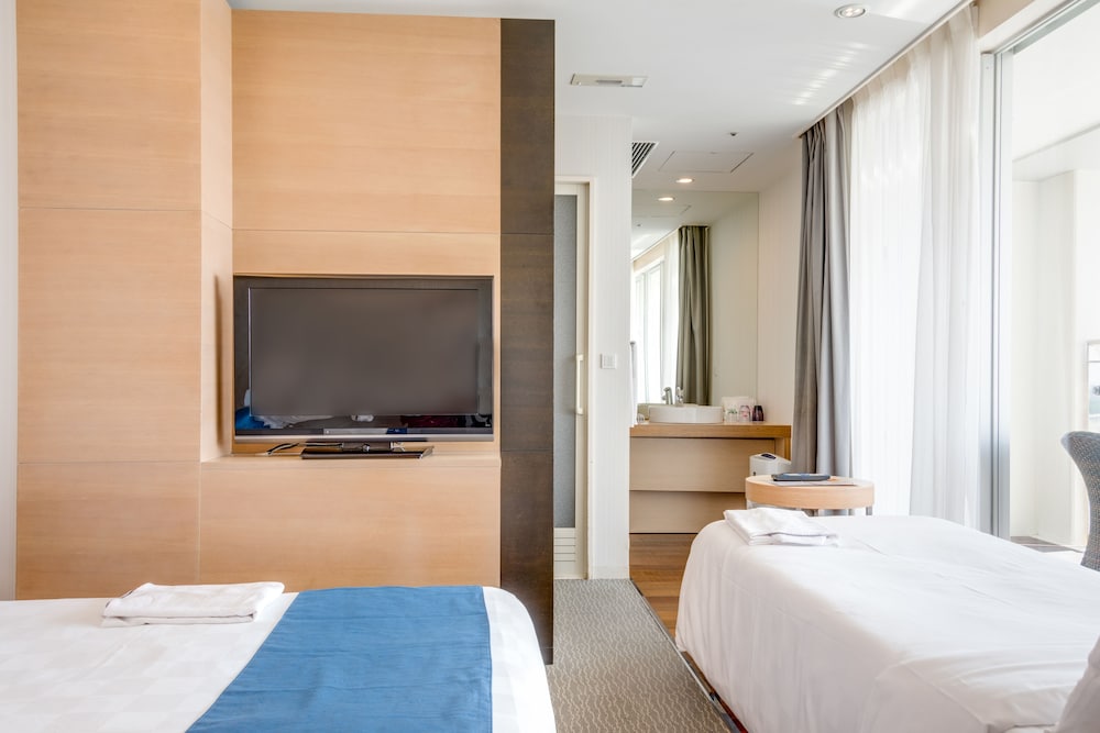 Naha Tokyu REI Hotel 18/74