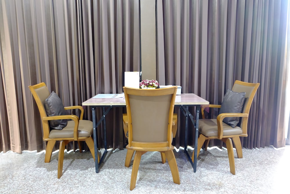 Sirimongkol Resort 46/51