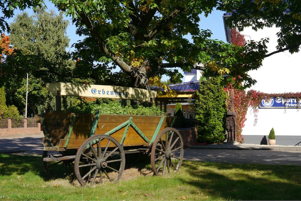 Erbenholz Hotel and Restaurant 21/40