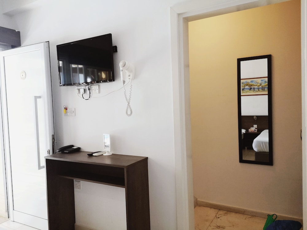 St Elena Boutique Hotel 9/50
