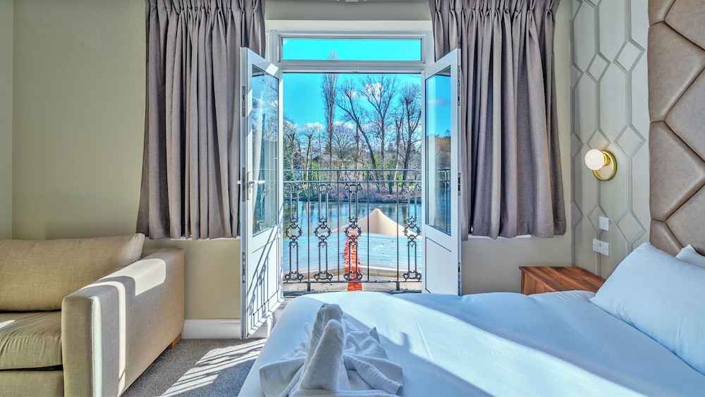 Uno Thames Hotel 15/50