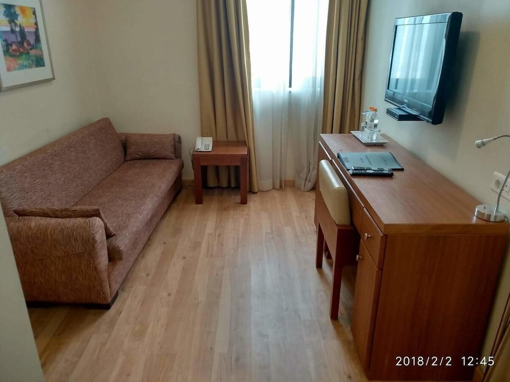 Misk Hotel 20/24