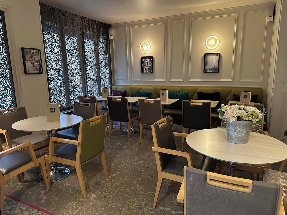 Le Dauphin Hotel 48/67